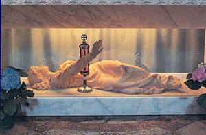The figure and reliquary of St. Maria Goretti